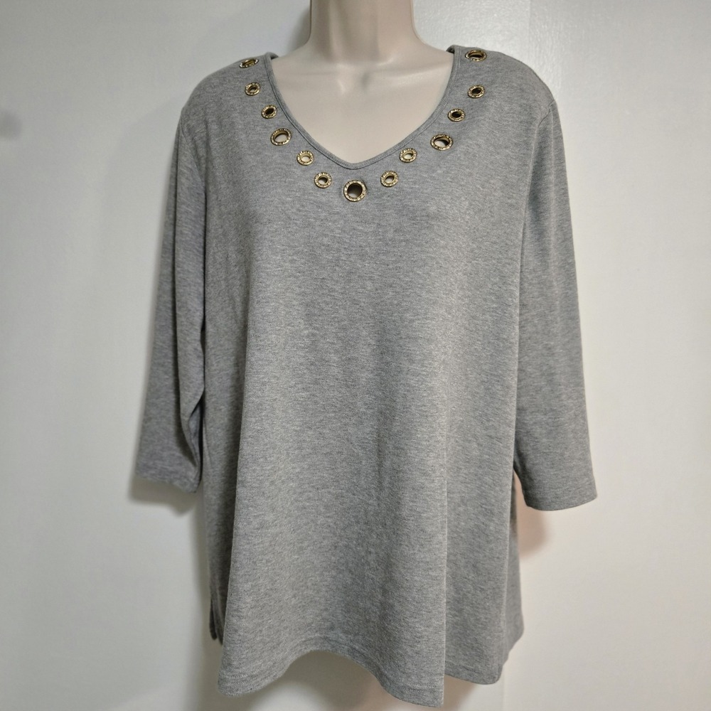 Quacker Factory Size XL Gray V-neck Golden Grommet 3/4 Sleeve Top A231590